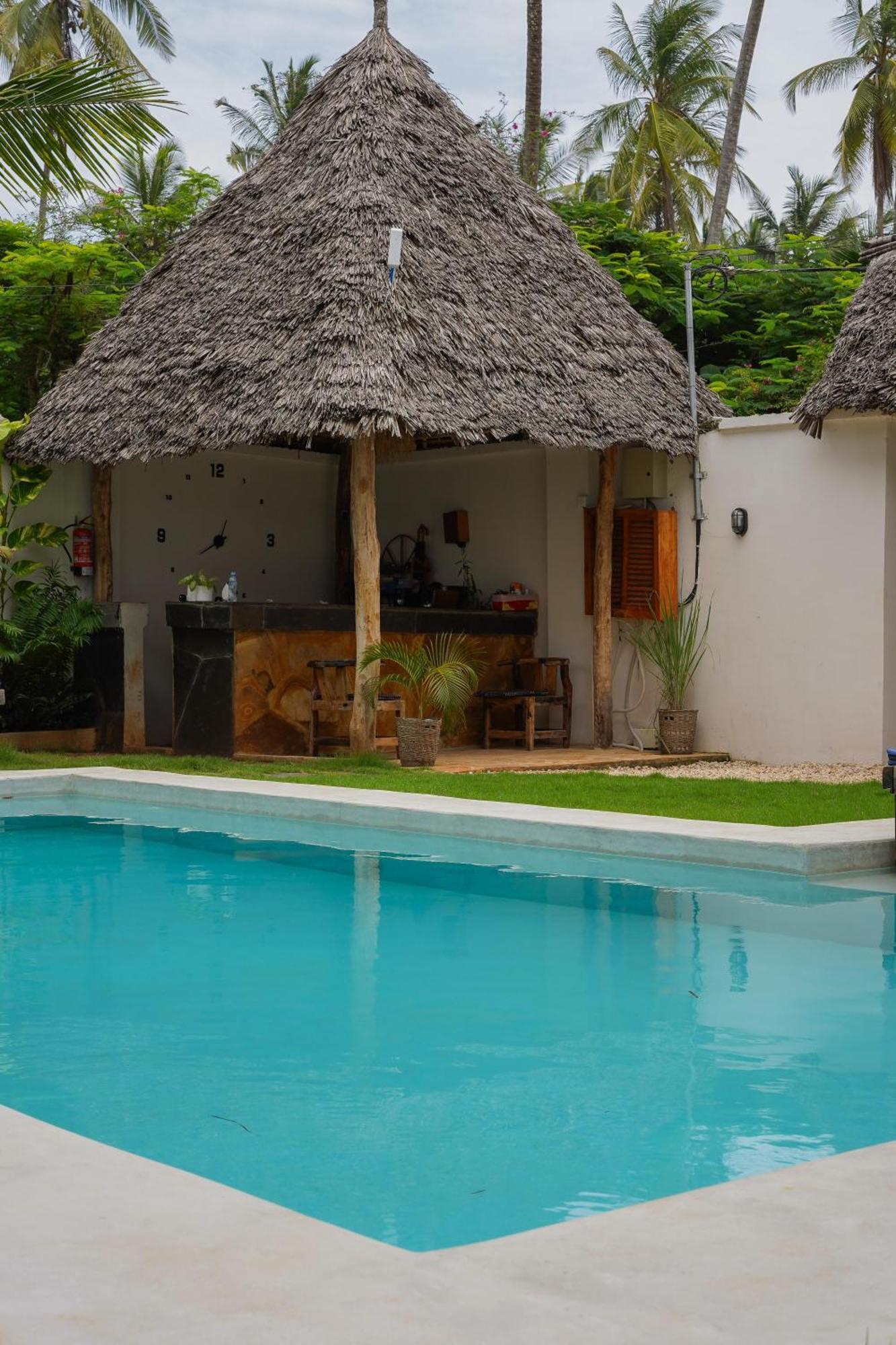 Mambo Cabana Pwani Mchangani Exterior foto